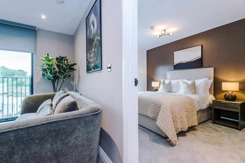 2 Bedroom Apartment Leeds City Centre