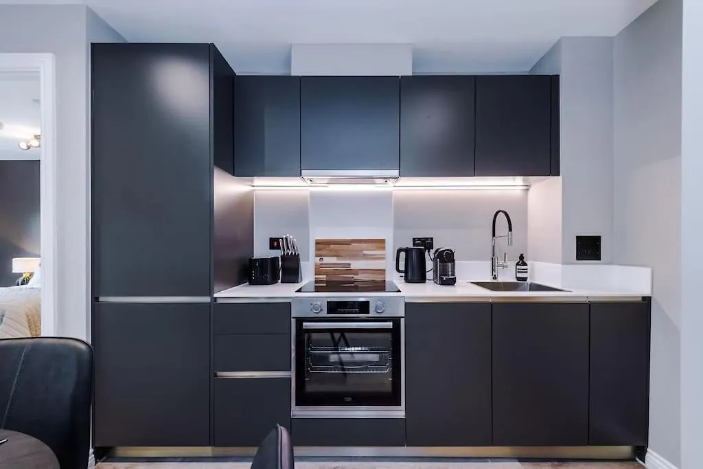2 Bedroom Apartment Leeds City Centre